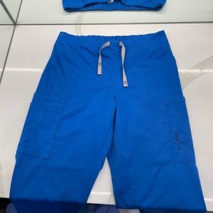 WonderWink scrub set